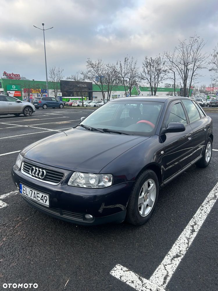 Audi A3 Sportback 1.6 Ambiente - 1