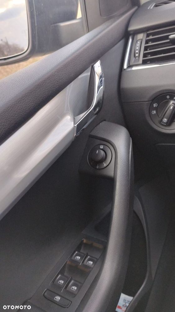 Skoda Octavia 2.0 TDI SCR Ambition DSG - 12