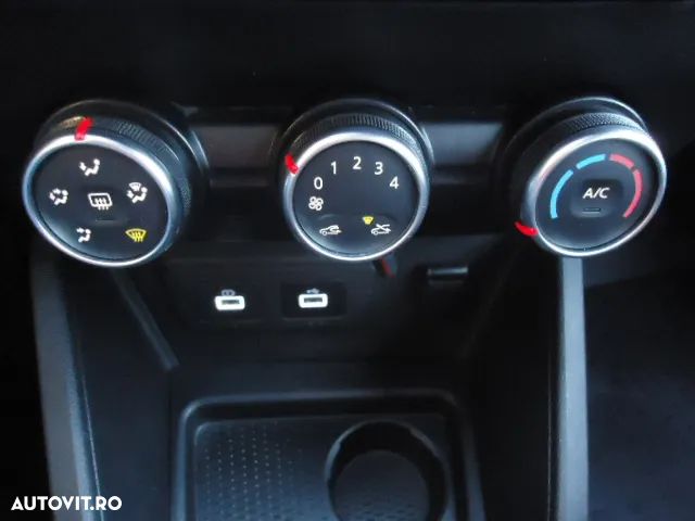 Dacia Duster 1.5 Blue dCi 4WD Prestige jante 16" - 27