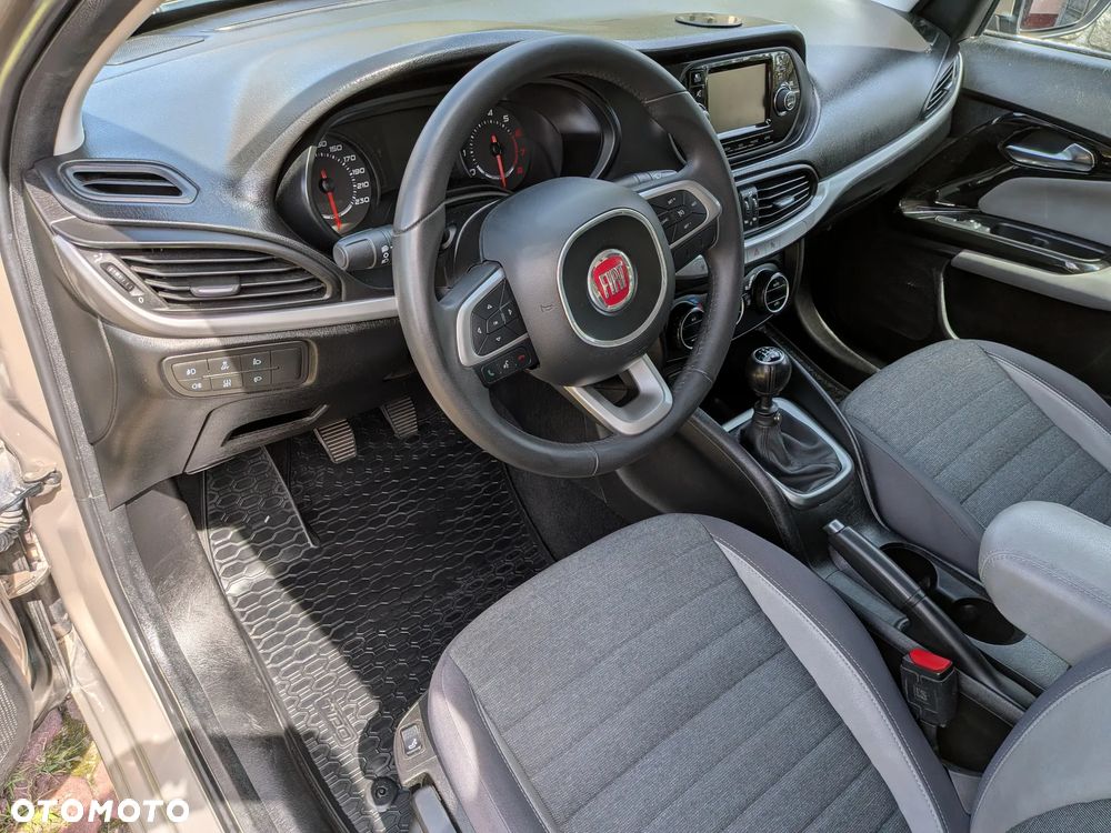 Fiat Tipo 1.4 16V Lounge - 12