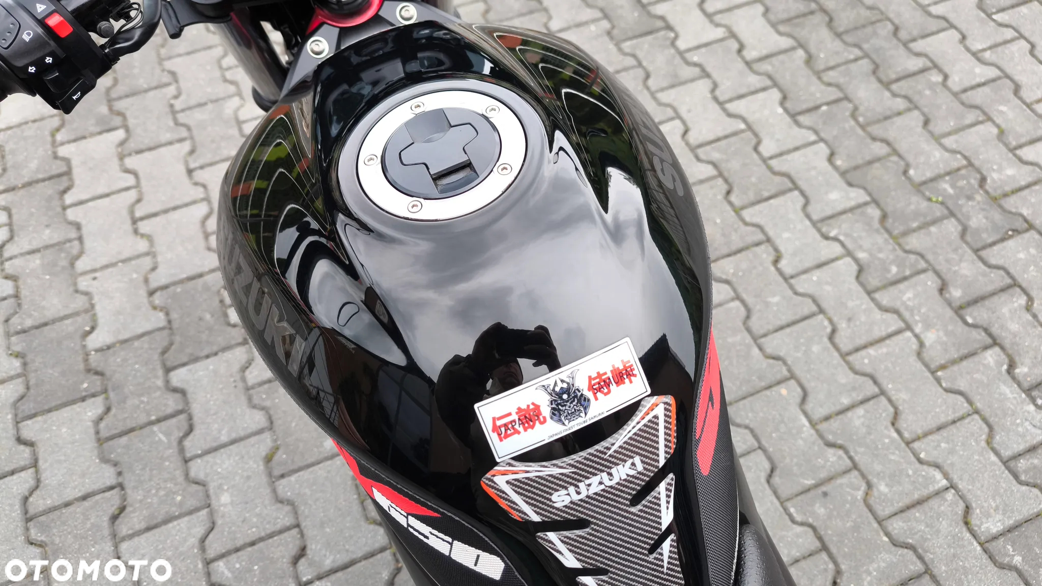 Suzuki SV - 17