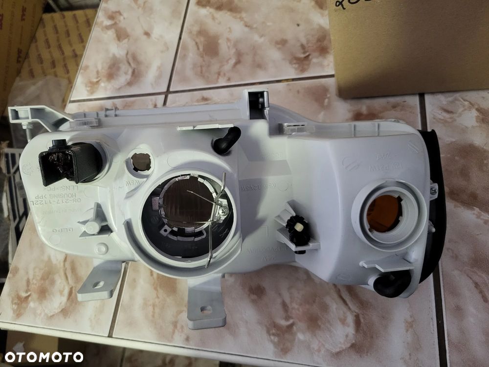 Reflektor Lewy lampa   (H4, elektryczny, bez silnika, kolor wkładu: chromowany, kolor kierunkowskazu: przezroczysty HONDA CIVIC VI LFB/KOMBI 01.97-02.01 - 2