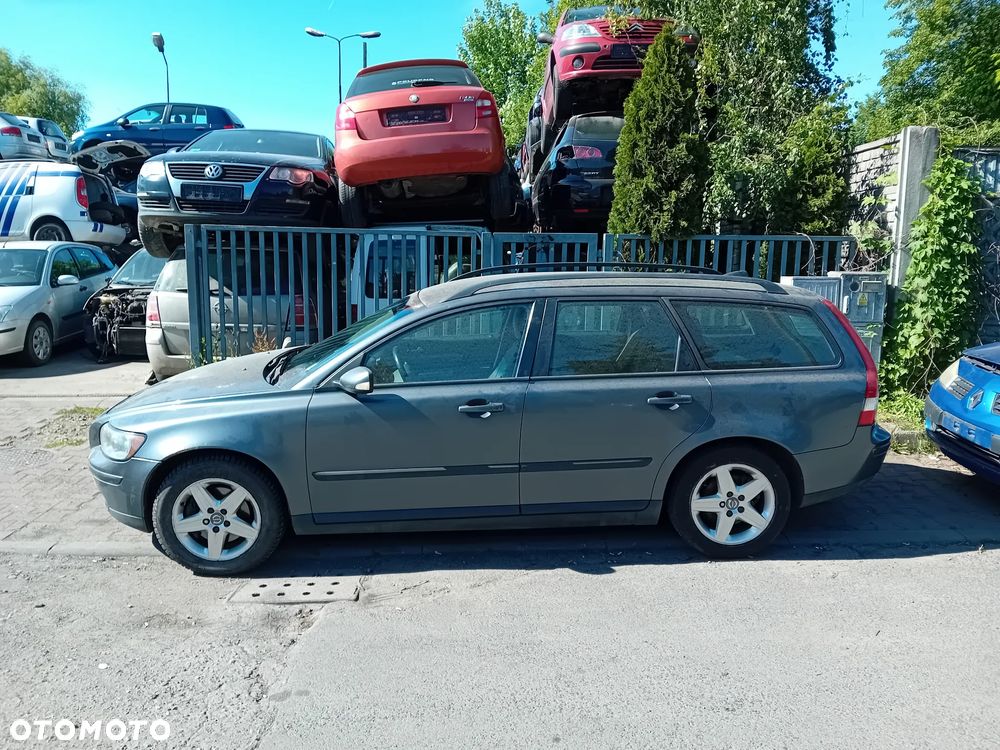 *VOLVO V50* Samochód na części - 1