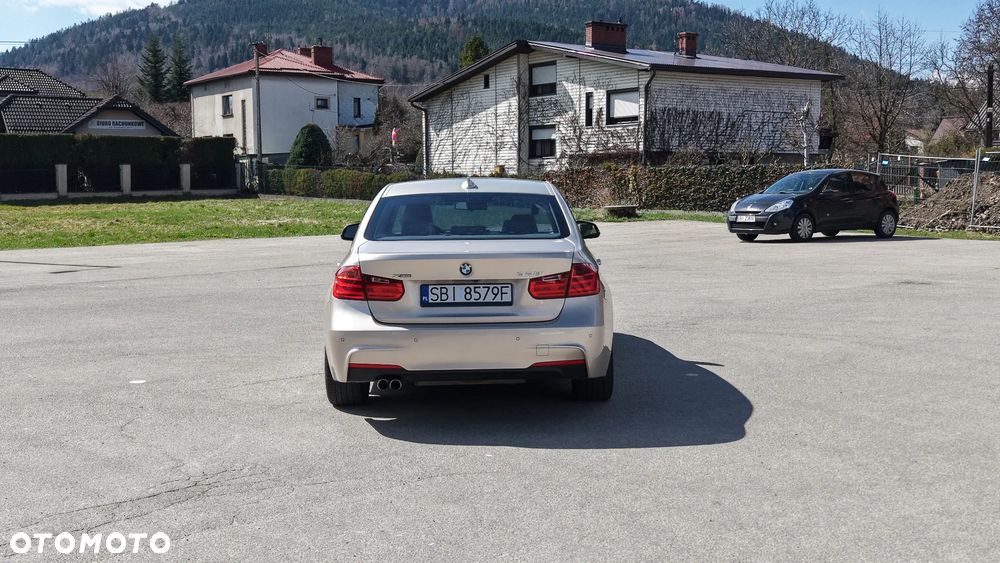 BMW Seria 3 328i xDrive - 4