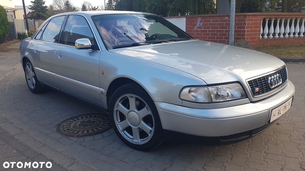 Audi S8 4.2 Quattro - 9