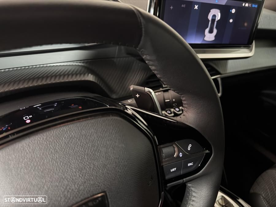 Peugeot 2008 1.2 Hybrid Allure e-DCS6 - 21