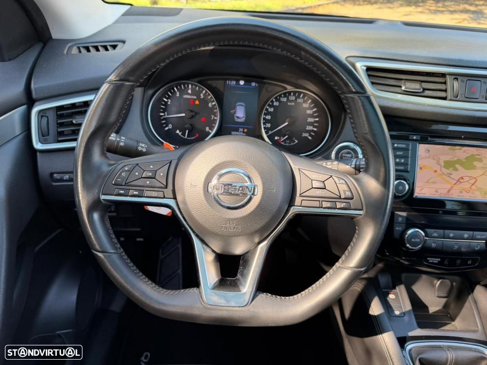 Nissan Qashqai 1.3 DIG-T MHEV Premiere Edition - 17