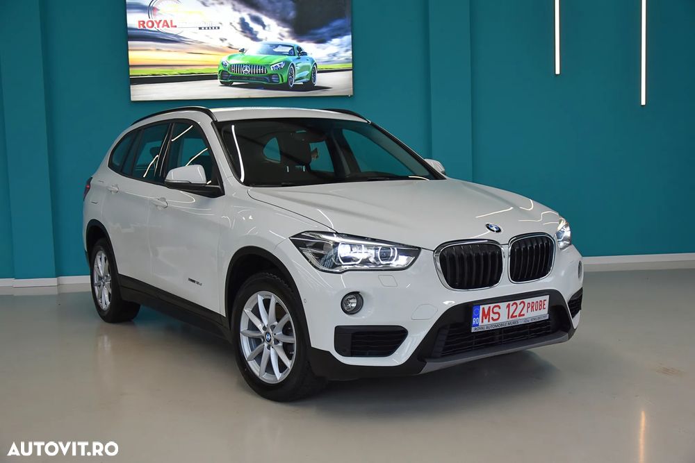 BMW X1 sDrive18d Aut. Sport Line - 1