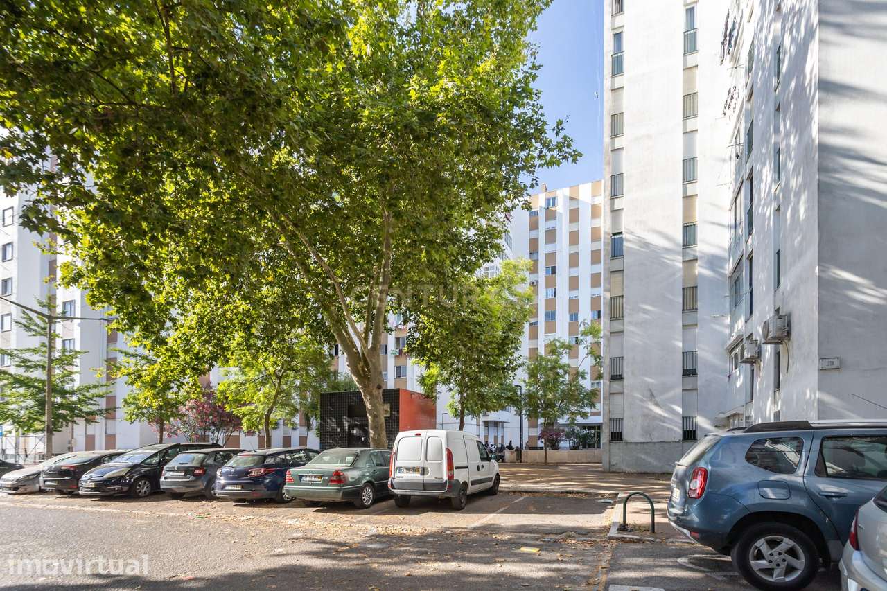 T2 com 84m2 de área útil - Corroios, Seixal - Grande imagem: 5/25