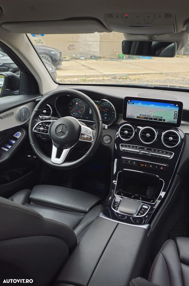 Mercedes-Benz GLC 300 e 4MATIC - 5