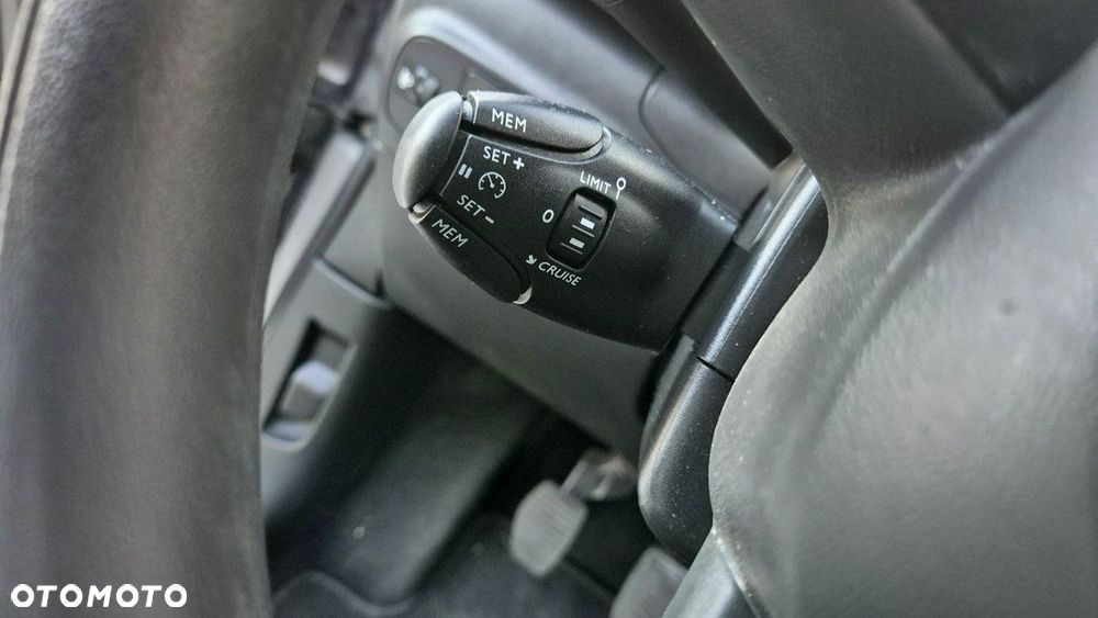 Citroën C3 Pure Tech 82 FEEL - 15