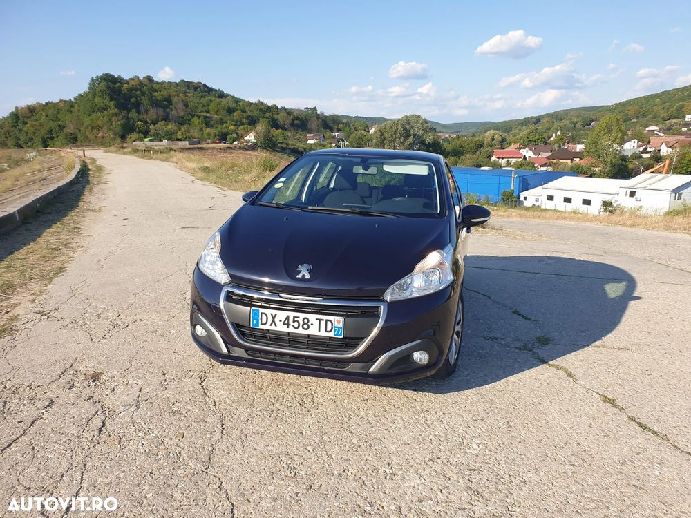 Peugeot 208 e-HDi 115 Stop&Start Allure - 2