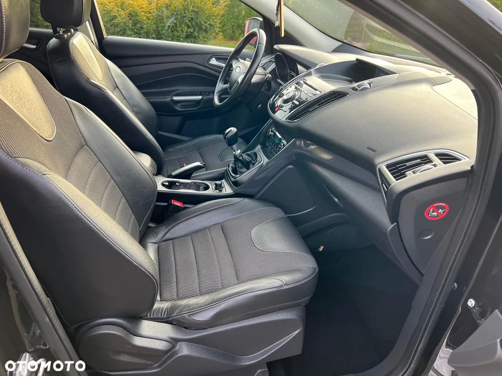 Ford Kuga 2.0 TDCi 4WD Titanium - 9