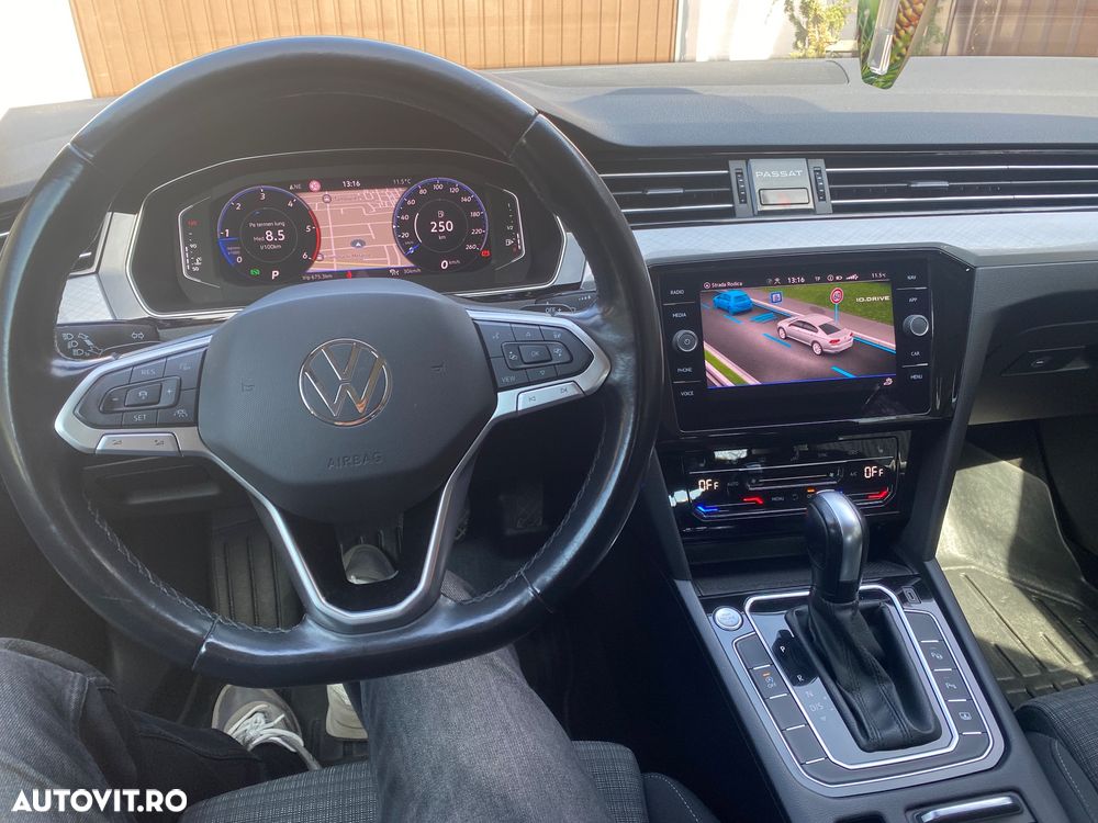 Volkswagen Passat 2.0 TDI SCR DSG Highline - 24