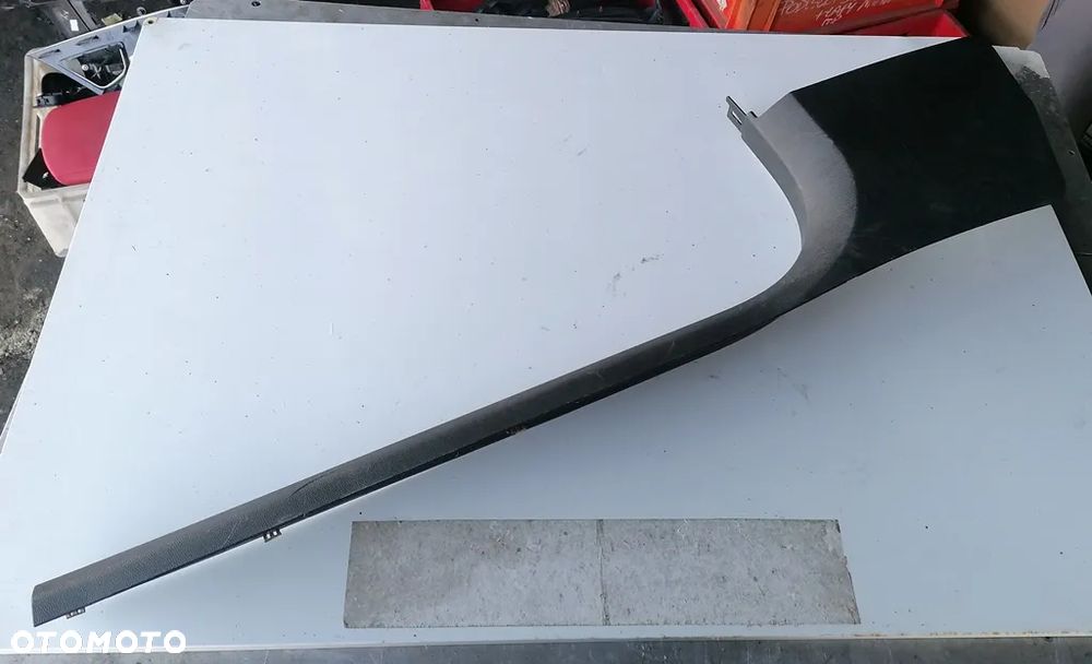 CHEVROLET CORVETTE C7 17r LISTWA PROGOWA WEWNĘTRZNA 22944852