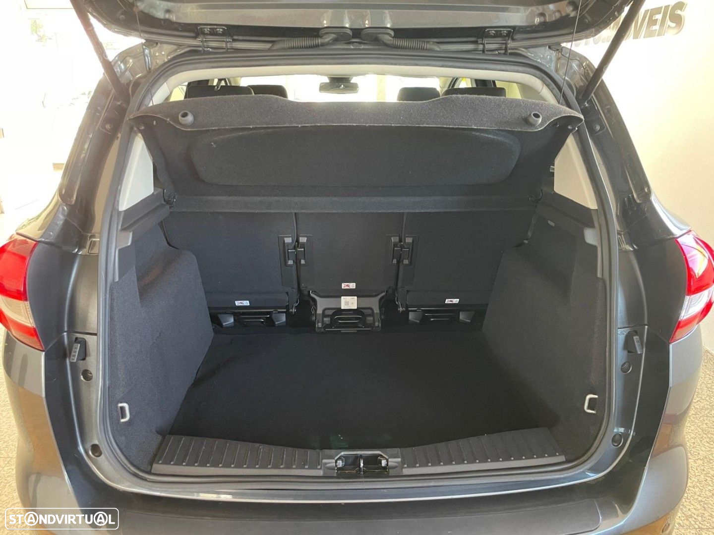 Ford C-Max 1.5 TDCi Titanium S/S - 9