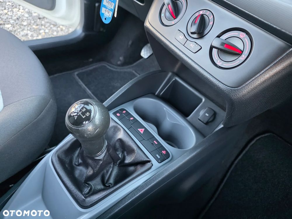 Seat Ibiza 1.4 16V Style - 29