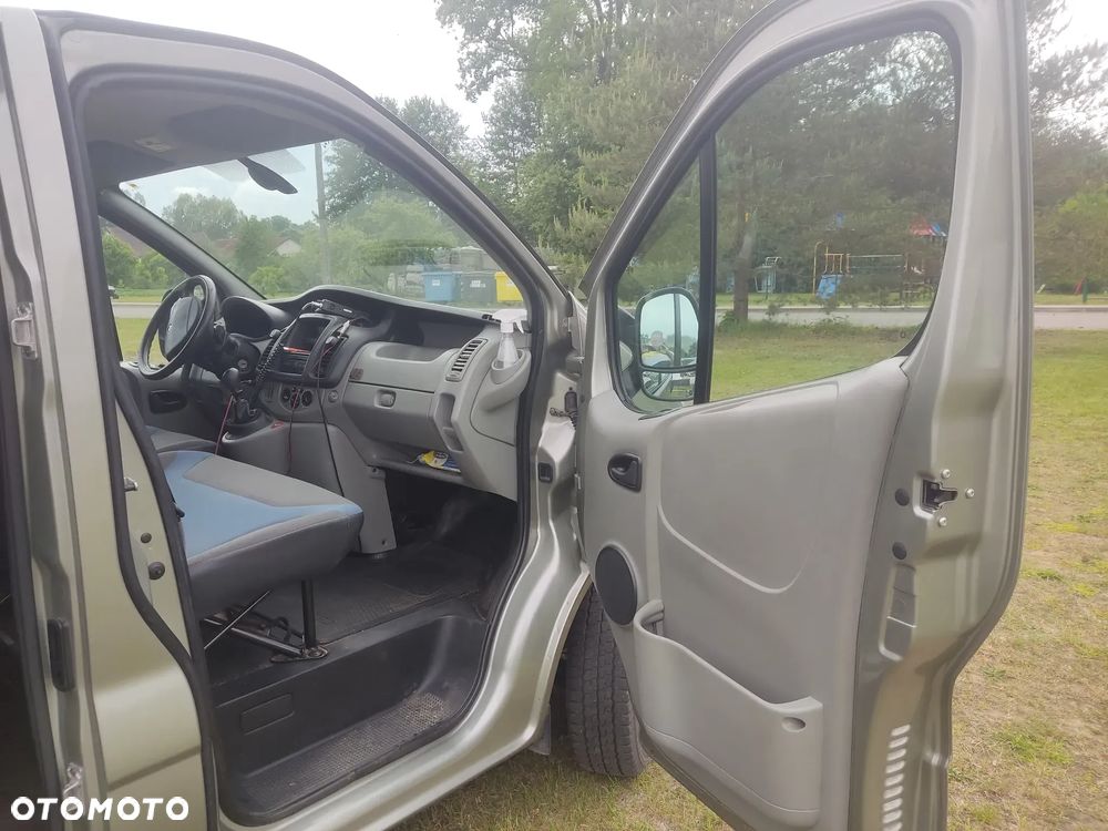 Renault Trafic Grand Passenger Pack Clim - 21