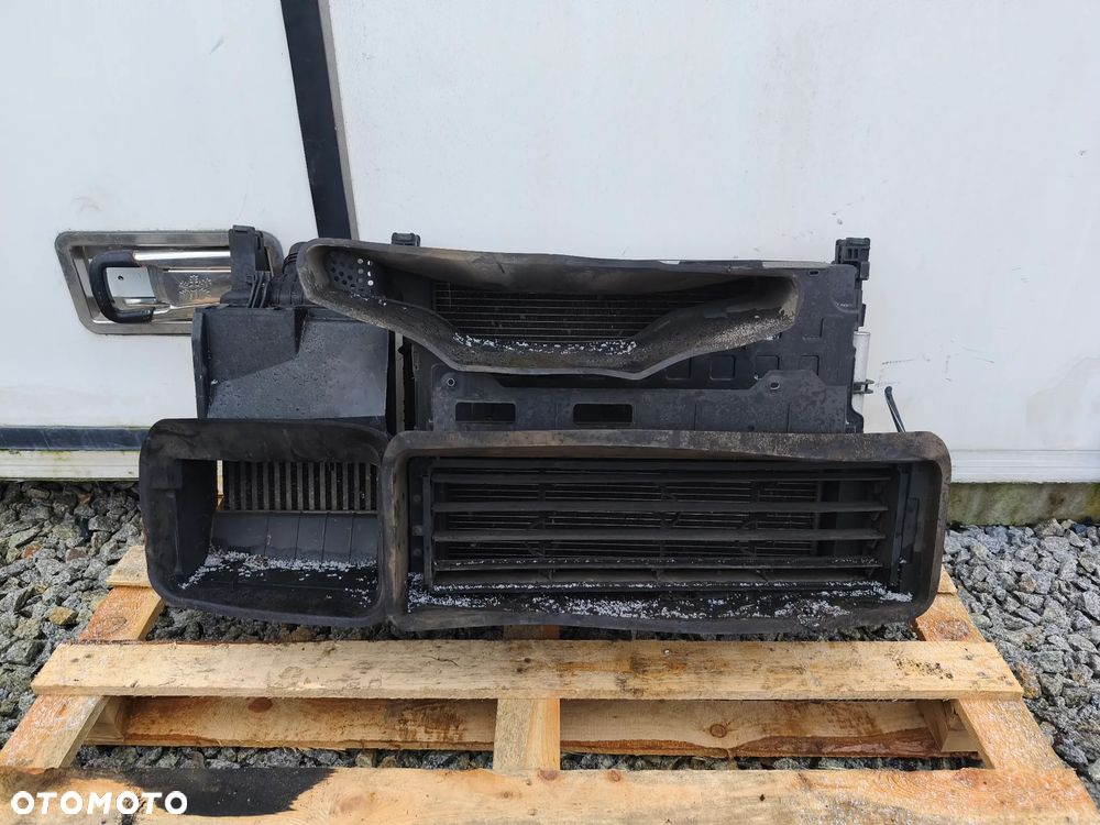 PAS CHŁODNICE WENTYLATOR RENAULT CLIO IV CAPTUR - 4