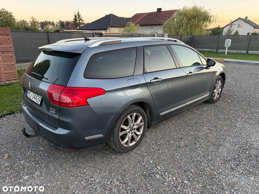 Citroen C5 2010 photo 3