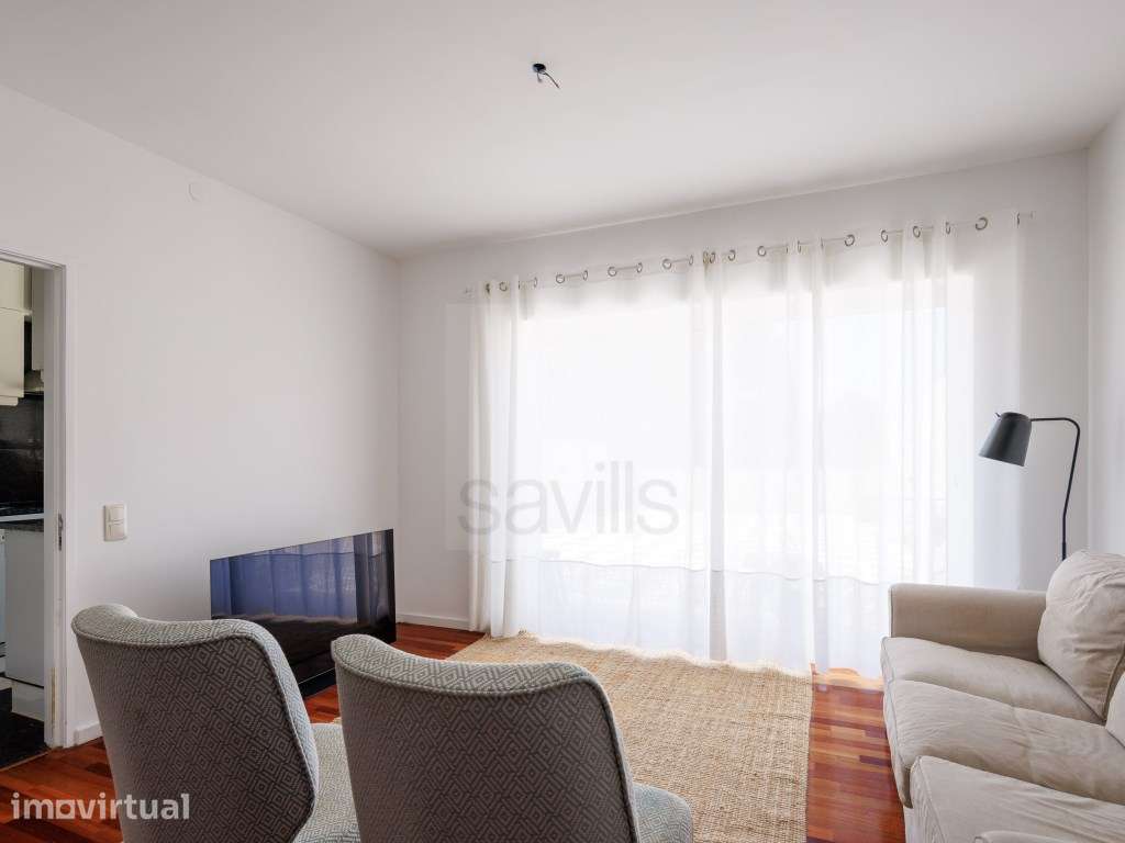 Apartamento T2 com Excelente Terraço de 60m² no Porto - Grande imagem: 3/16