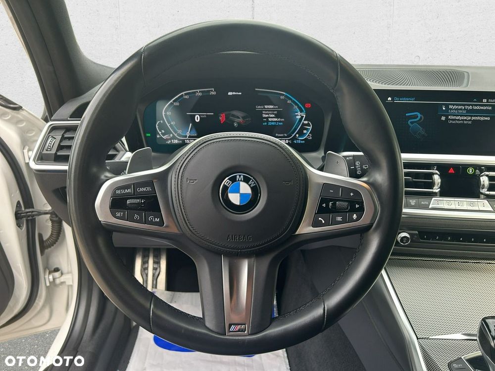 BMW Seria 3 - 16