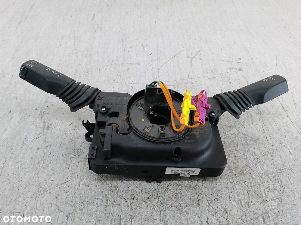 PRZEŁĄCZNIK ZESPOLONY OPEL ASTRA H 13236788KT 1.8 16V - 1