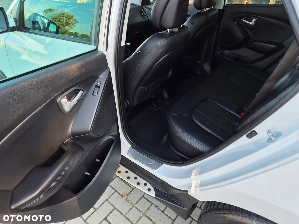 Hyundai ix35 1.7 CRDi 2WD blue Style - 12