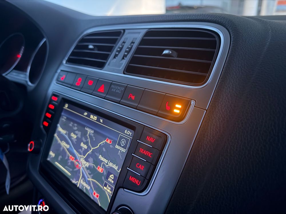 Volkswagen Polo 1.4 TDI Blue Motion Technology Allstar - 13