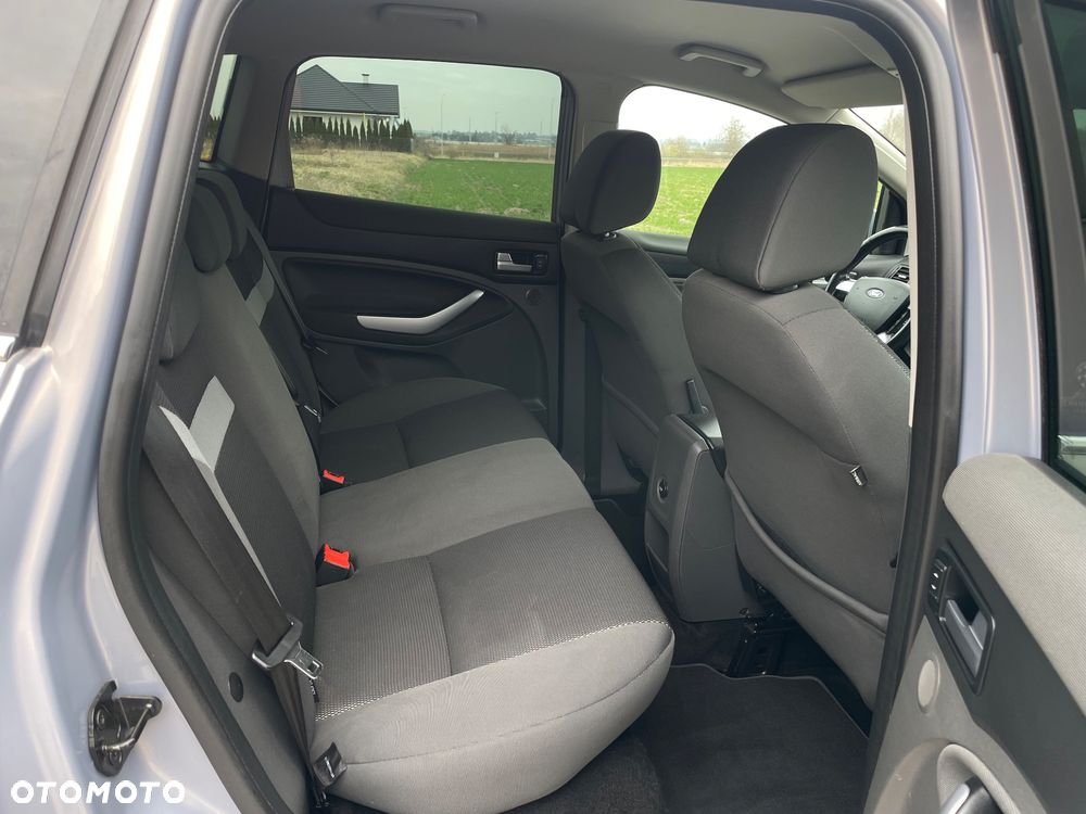 Ford Kuga 2.0 TDCi 2x4 Champions Edition - 13