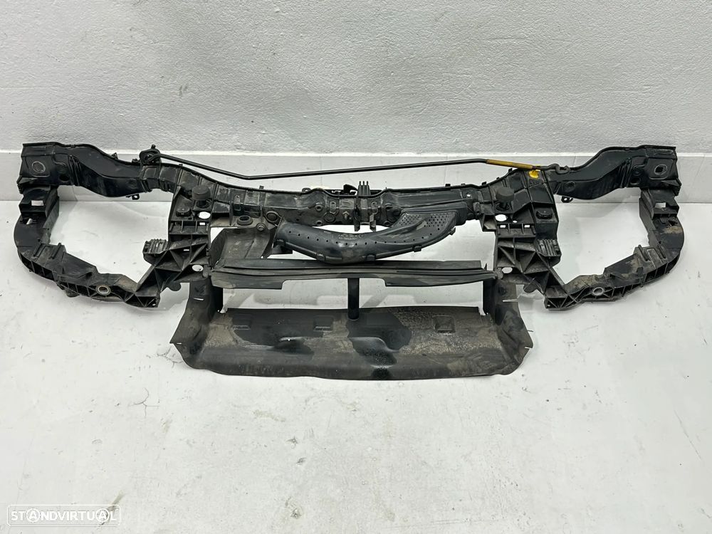 Frente Completa - Ford Focus III (2013) - 7