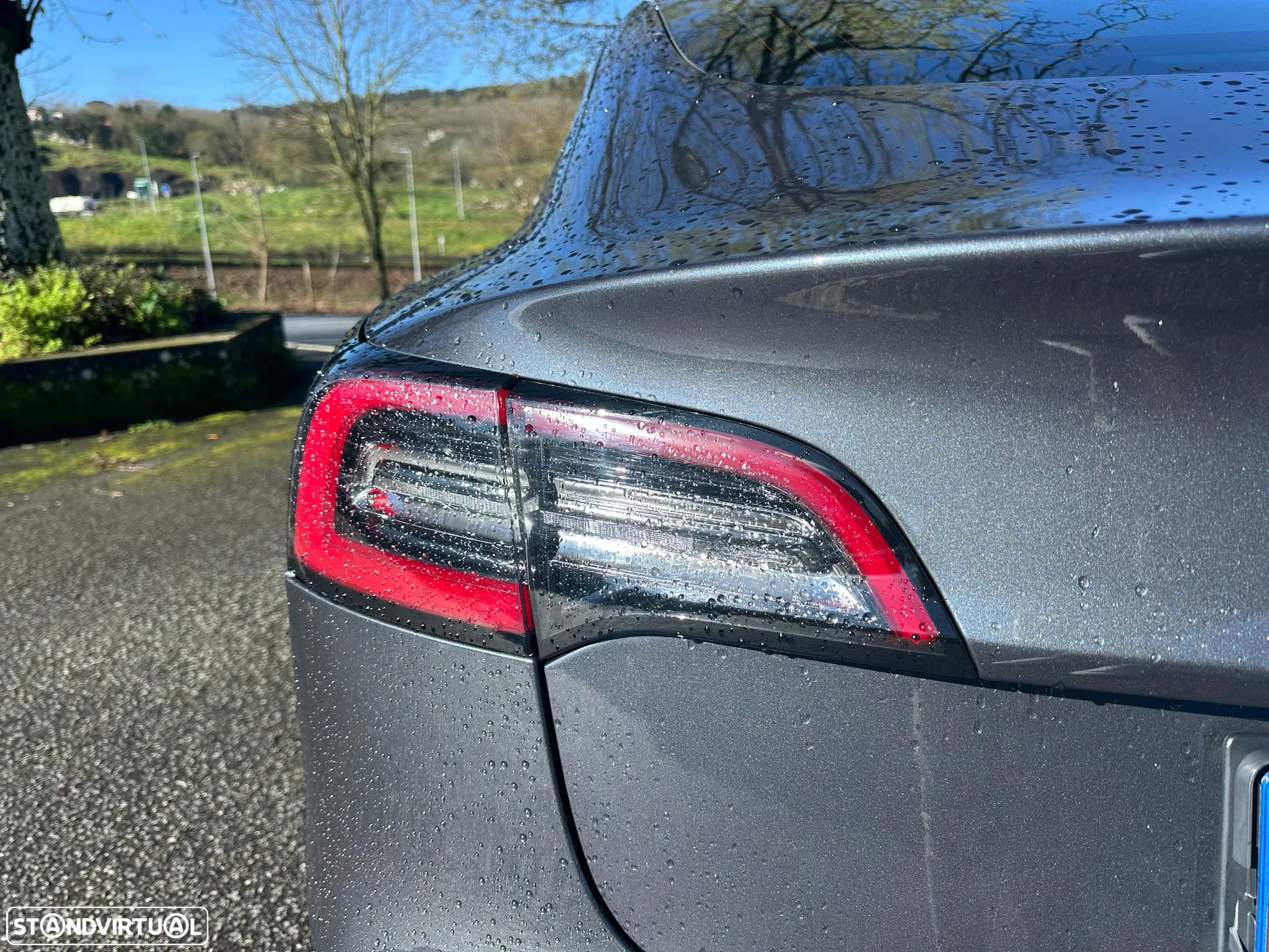 Tesla Model 3 Long-Range Dual Motor AWD - 14