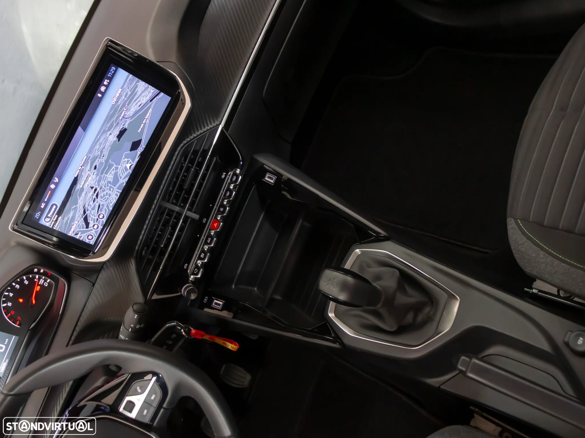 Peugeot 208 1.2 PureTech Active - 24