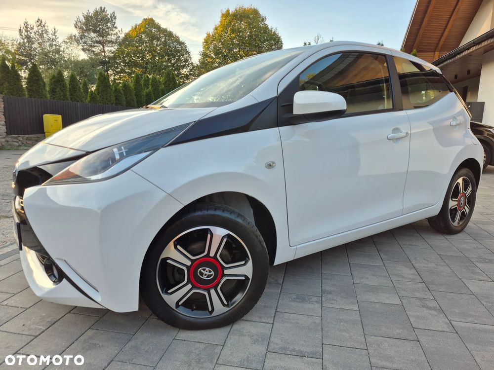 Toyota Aygo 2017 photo 2