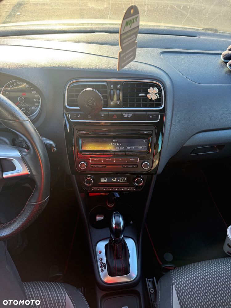 Volkswagen Polo 1.4 DSG GTI - 6