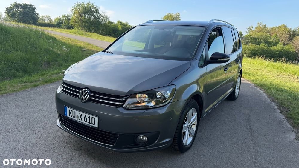 Volkswagen Touran 2.0 TDI DPF STYLE - 4