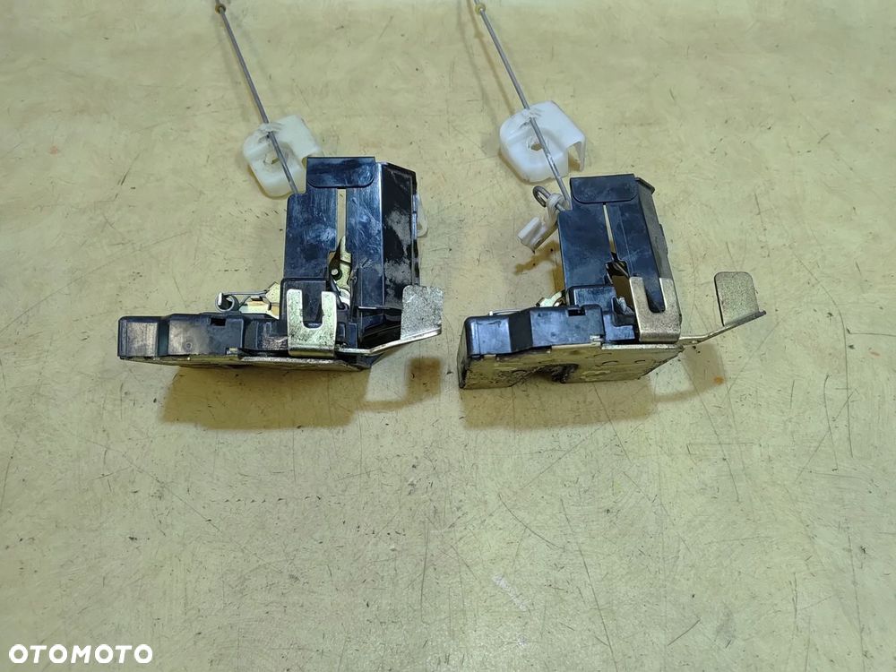 BMW E30 ZAMEK DRZWI LEWY PRZÓD 19228451 - 5