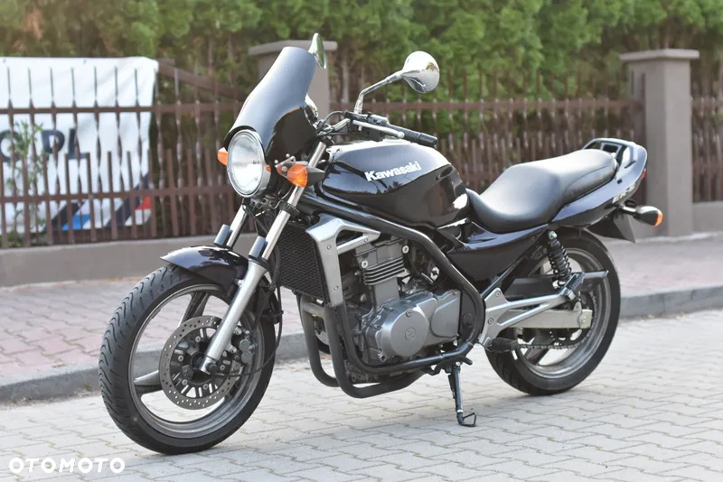 Kawasaki ER - 24