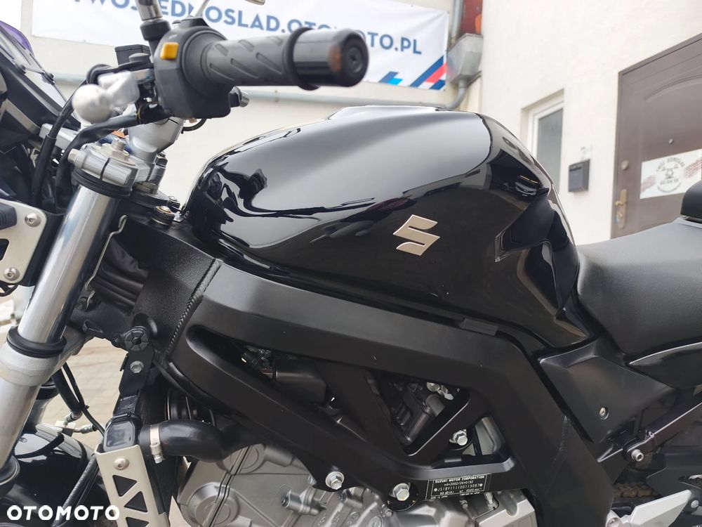 Suzuki SV - 10