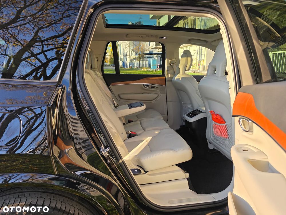 Volvo XC 90 T6 AWD Momentum 7os - 35