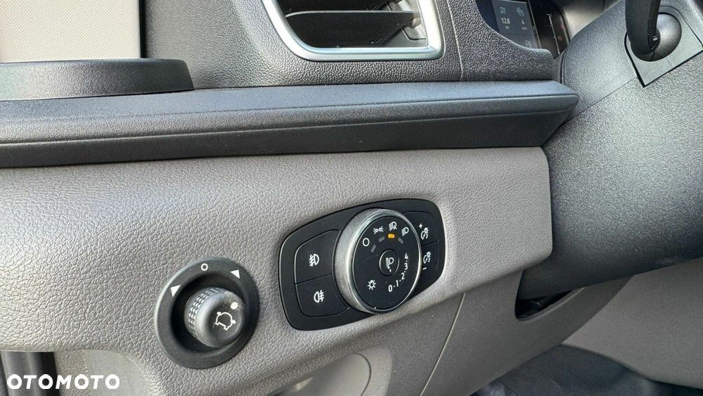 Ford transit Ford Transit SCAB HDT6 L3 Podwozie + Wywrotka - 17