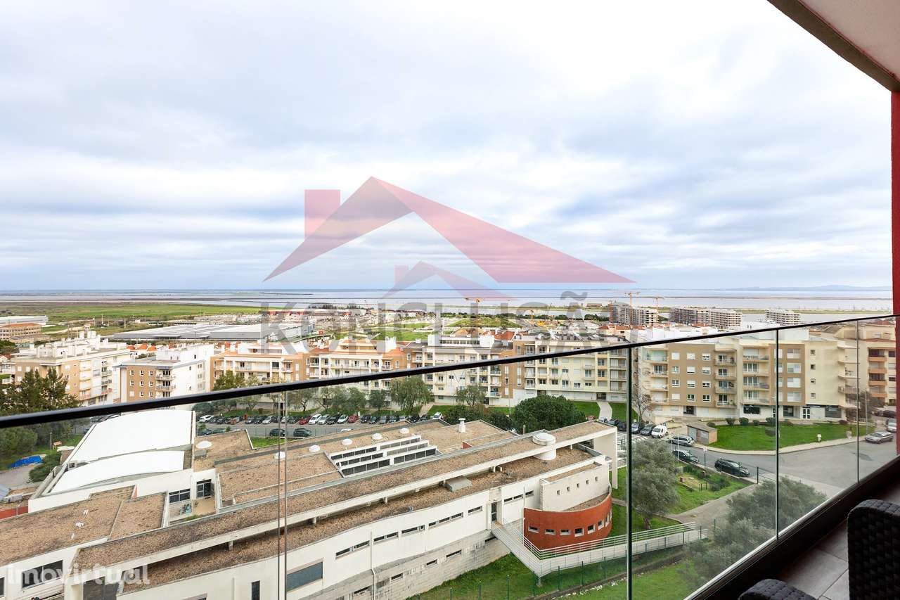 Excelente T3 com áreas generosas e acabamentos de qualidade - Grande imagem: 5/33