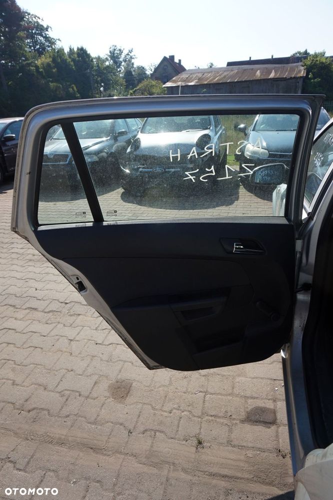 DRZWI TYLNE LEWE ASTRA III H KOMBI Z157  SREBRNY OPEL 2004-2006 - 8