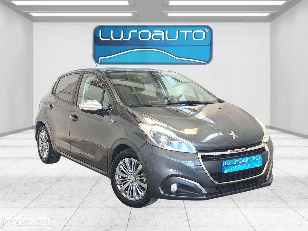 Peugeot 208 1.6 BlueHDi Style — fotografia 4