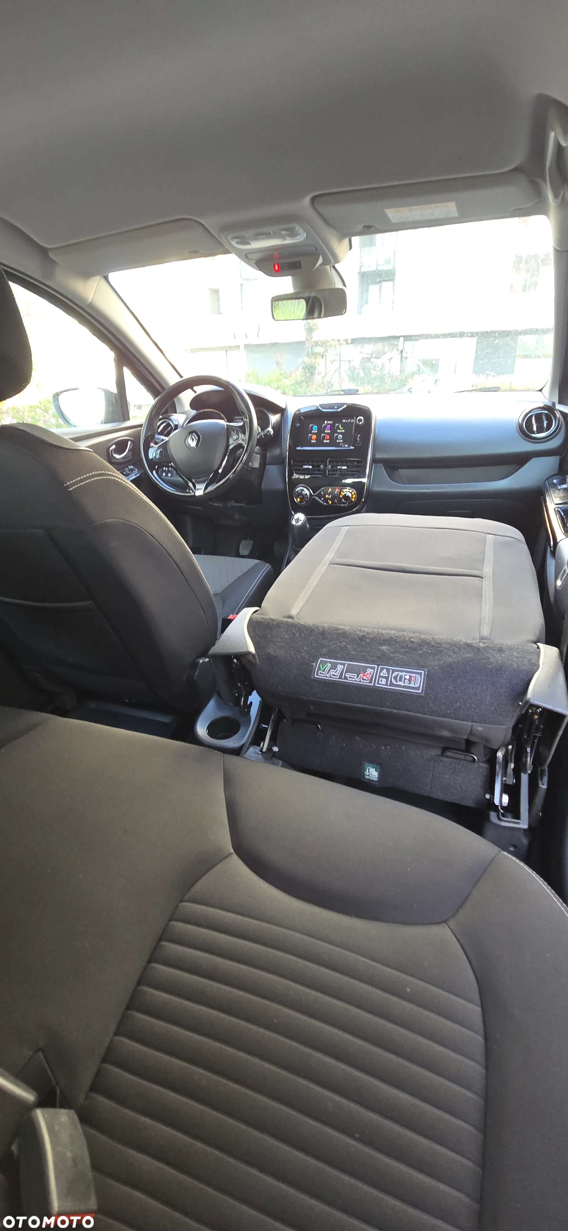 Renault Clio 0.9 Energy TCe Business EU6 - 8
