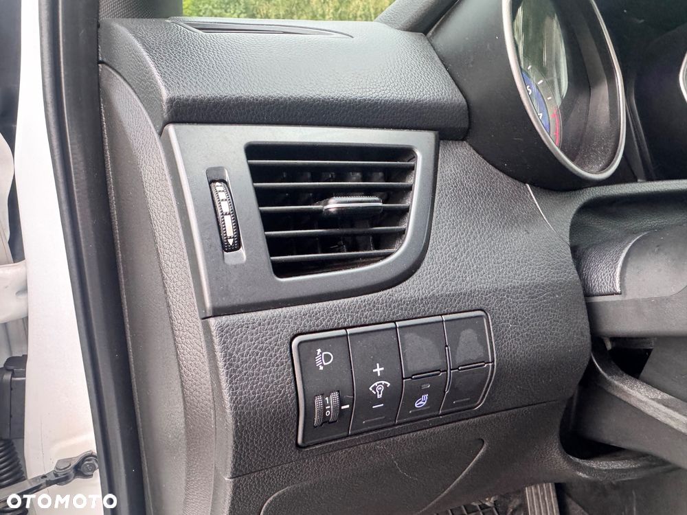 Hyundai i30 1.6 GDI Premium - 15