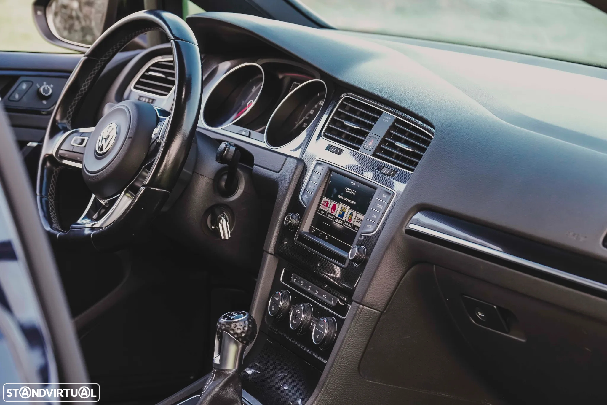 VW Golf GTD BlueMotion - 10