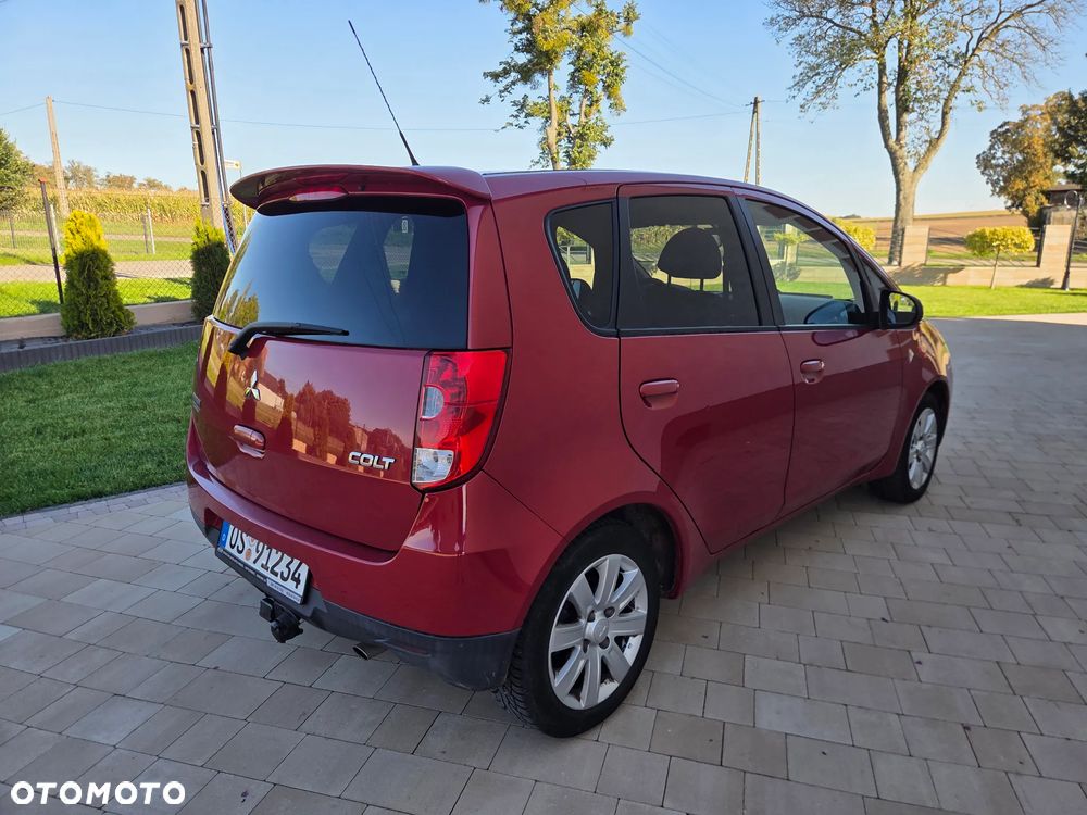 Mitsubishi Colt - 9