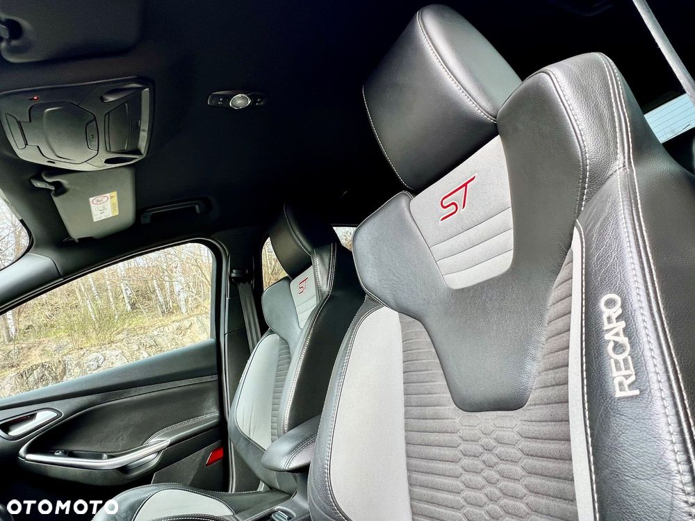 Ford Focus 2.0 TDCi ST-2 PowerShift - 5