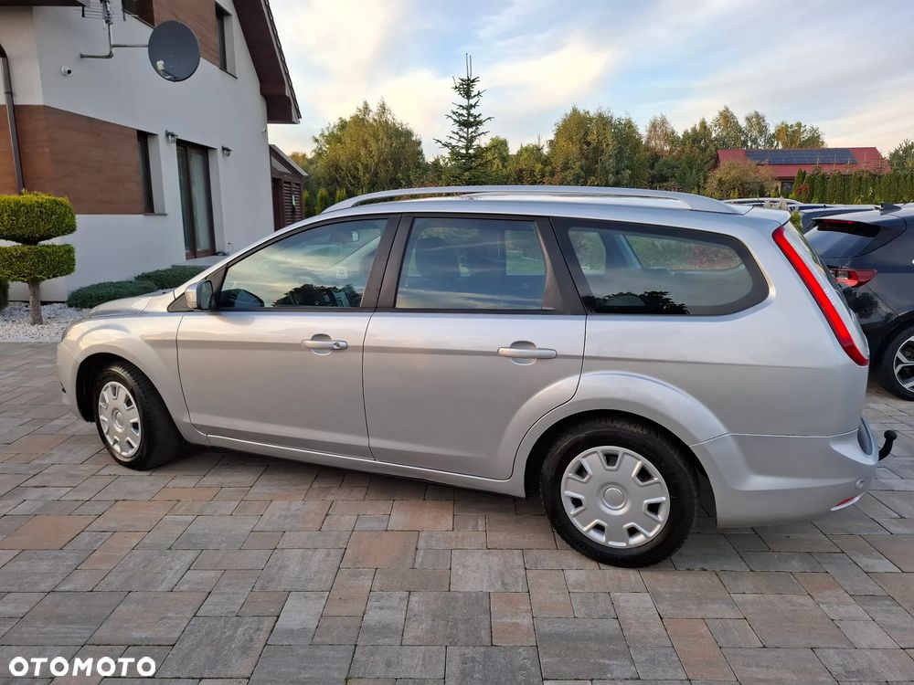 Ford Focus 1.6 16V Ghia - 12